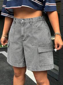 SHEIN ICON Plus Size Women Utility Pockets Loose Casual Versatile Denim Shorts - Light Grey - View 3