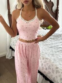 CottageSlumber Romantic-Flora 年轻休闲粉色睡衣套装，蕾丝细节和细肩带上衣，适合放松的夜晚两件套睡衣套装粉色休闲套装女士睡衣套装花卉睡衣套装 - 粉色 - 查看 7