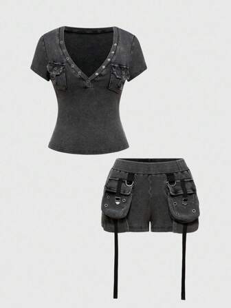 Grunge Punk Conjunto de 2 piezas con camiseta ancha de cuello redondo y pantalones cortos con bolsillos, en estilo vintage desgastado y punk, para mujer