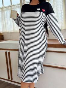 SHEIN 大码女式黑白条纹长袖针织睡衣，秋冬季舒适保暖服