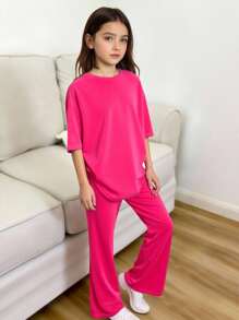 青少年女孩休闲超大蝙蝠袖圆领T恤和喇叭裤天鹅绒套装，玫瑰红色 - 玫紅色 - 查看 2