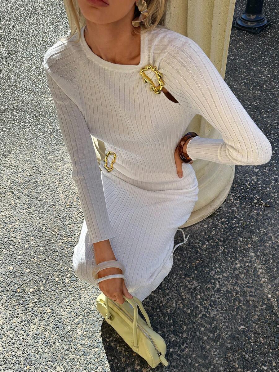 Siren Gaze White Autumn Elegant Tea Party Fashionable Commuter Sweater Dress,Metal Button Long Sleeve Ribbed Knit Maxi Dress,Round Neck Autumn/Winter Dresses - Apricot - View 1