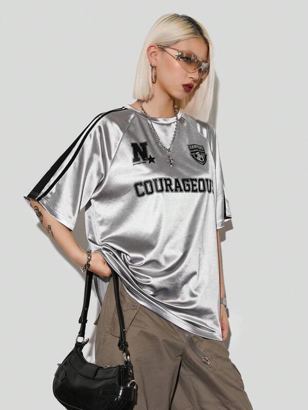 Coolane Camiseta deportiva oversize de verano con gráficos para mujer, con detalles metálicos plateados, para festivales de música y uso deportivo