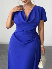 Maweii Plus-size gedrapeerde hals, korte mouwen, splitzoom, casual werkjurk