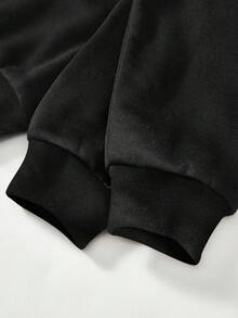 SHEIN Teen Girls' Christmas Cute Cartoon Deer & Snowflake Print Black Casual Loose Fit Crew Neck Long Sleeve Sweatshirt, Suitable For Autumn/Winter