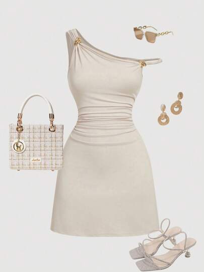 SHEIN MOD 加大码杏色褶饰金属扣修身短裙，初秋连衣裙，婚礼宾客礼服。单肩连衣裙，温布尔登风格，温布尔登服装，适合外出