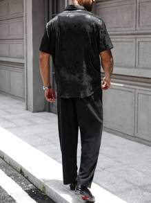 Manfinity Homme 男士两件套，短袖衬衫搭配宽松短裤，梭织面料，短款宽松衬衫，抽绳腰短裤，花卉印花，适合休闲、通勤、日常、度假、返校等多种场合，是送给男朋友或丈夫的绝佳礼物 - 黑色 - 查看 5