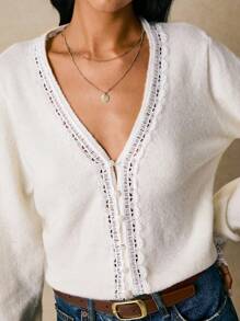 Poéselle Cárdigan casual de mujer de manga larga con contraste de encaje y abotonadura sencilla, ropa de otoño e invierno para mujeres - Blanco - Ver 3