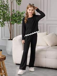 Set de camiseta y pantalones de cinta de color contrastante casual para niña preadolescente - Negro - Ver 1