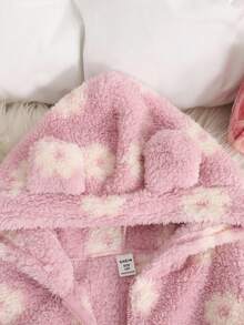 SHEIN 少女休闲双面豹纹保暖加厚泰迪绒连帽外套，带可爱3D耳朵设计，秋冬季