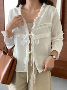 DAZY Blusa Feminina de Verão com Babados, Renda e Recortes, de Manga Longa - Bege - Visão 5