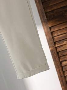 SHEIN 2 件套年轻男孩西装，提花圆领长袖运动衫和休闲裤，带腰带装饰，时尚百搭，适合生日派对、典礼、婚礼、洗礼、返校、运动季、万圣节、圣诞节