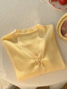 SHEIN EZwear Yellow Knitted Women's Short Sleeve Metal Buckle Decorated Cropped Cardigan With Starfish Design