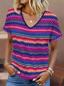 EMERY ROSE Áo thun họa tiết sọc hình học cổ chữ V tay ngắn có bo gấu dành cho nữ cỡ lớn, dáng rộng thoải mái mùa hè - Nhiều màu - Xem 3