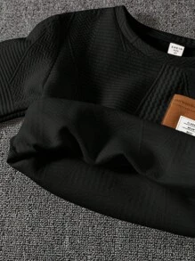 SHEIN Leap Crew Young Boy 2pcs/Set Casual Cute Colorblock Round Neck Sweatshirt With Pockets & Elastic Waist Pants Knitted Set, Suitable For School, Garden, Beach, Birthday In Spring, Summer, Autumn And Winter - Black - View 4