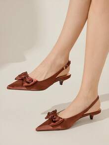 CUCCOO CHICEST Sandales à talons hauts en satin blanc à bout pointu avec nœud papillon, design romantique et élégant à talon bas. Convient pour les rendez-vous, le thé de l'après-midi, les courses en été