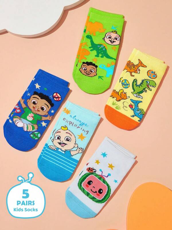 CoComelon X SHEIN 5 Pares de Meias Curtas Coloridas e Fofas de Algodão Respiráveis e Absorventes de Umidade com Estampa Fofa de Dinossauros Cartoon para Meninos, Reforço no Dedo e Calcanhar para Maior Durabilidade, Adequadas para Todas as Estações e Ocasiões, Escola e Lazer