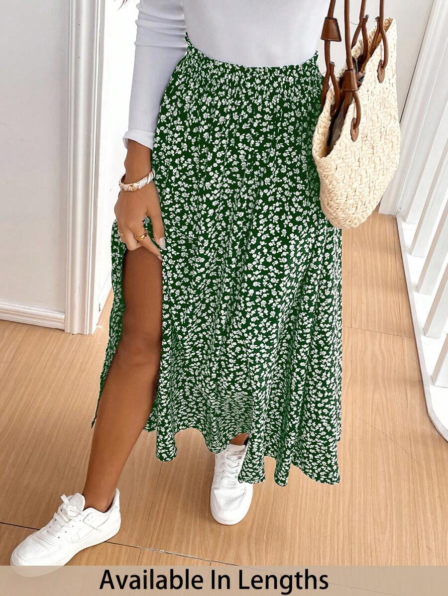 SHEIN Tall CURVE 大码休闲迷你碎花高开叉半身裙，适合度假穿着 - 綠色 - 查看 1