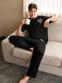 SHEIN 柔软亲肤心形印花男士睡衣套装 - 黑色 - 查看 2