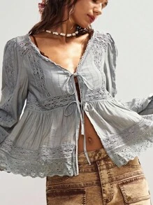 Bohemela 波西米亚风复古乡村风格休闲编织撞色蕾丝花边 V 领长袖女式衬衫 - 藍色 - 查看 2