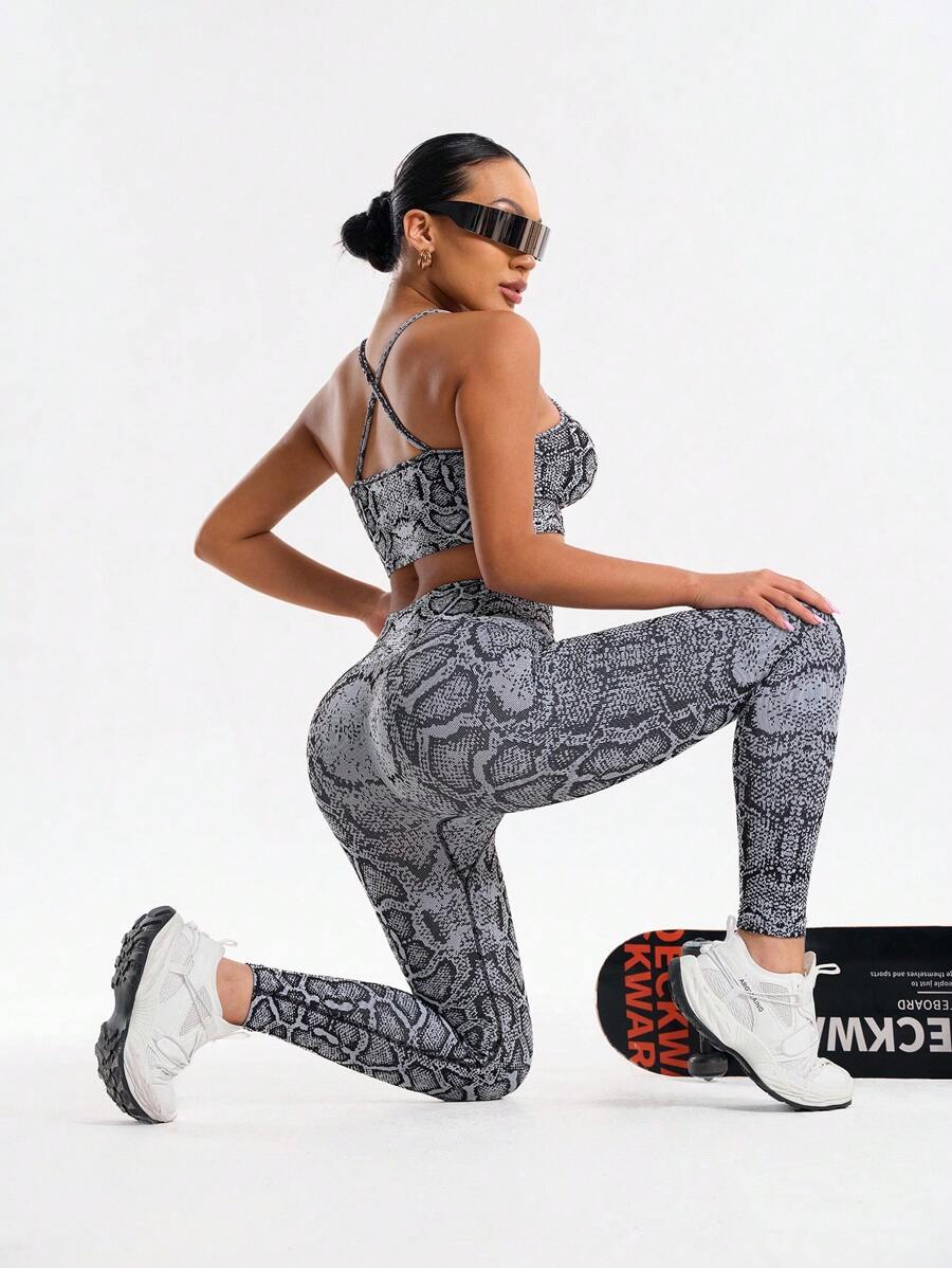 SHEIN Sports 2 件套蛇皮印花吊带背心和高腰塑身紧身裤运动服健身女士套装 - 黑與白 - 查看 1