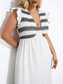 Maija Robe mini d'été décontractée à manches courtes avec broderie, grande taille - Blanc - Voir 5