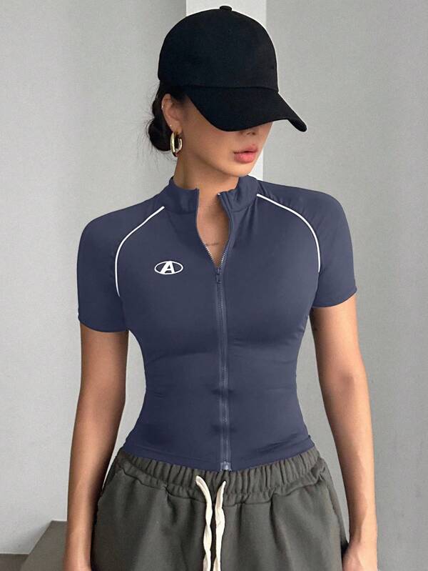 DAZY Damen Sportjacke mit Reißverschluss und kurzen Ärmeln, figurbetonter Schnitt