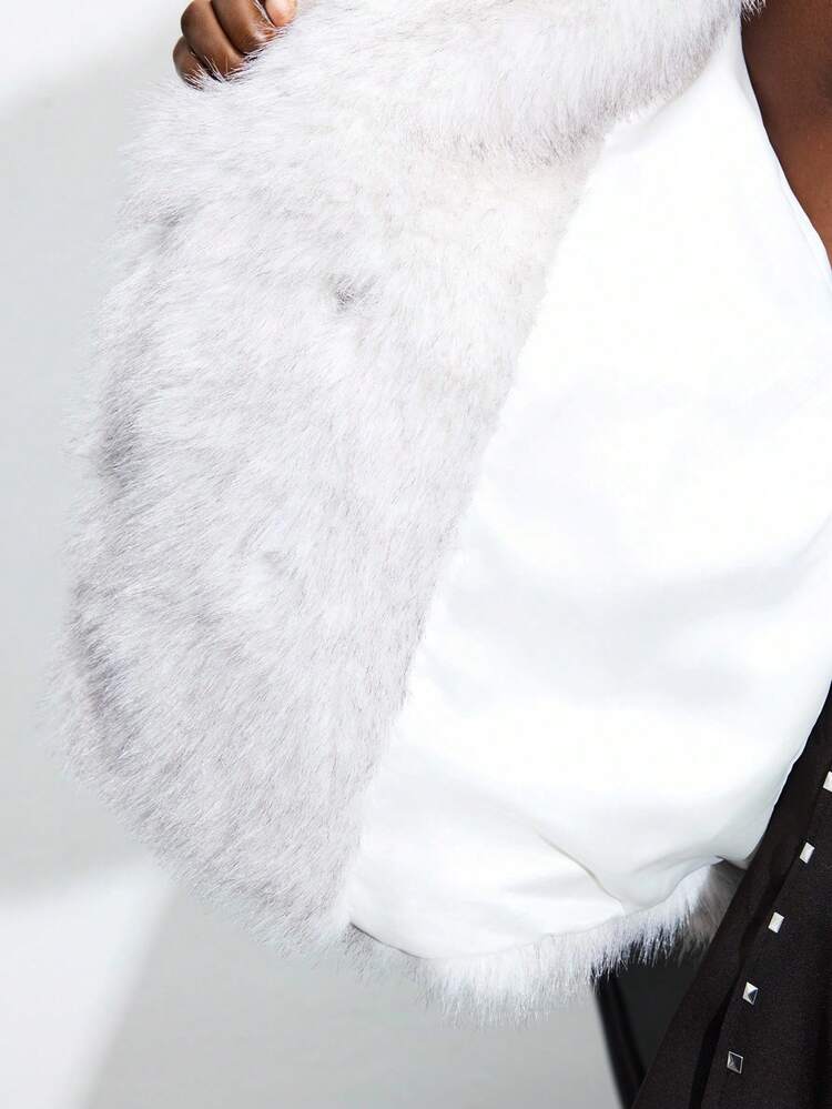 SHEIN Maija Women Plus Size Solid Color Lapel Collar Long Sleeve Loose Faux Fur Coat Winter For Women Going Out New Year Party White Winter For Women Halloween Costumes