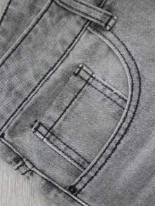 Manfinity EMRG Herren Buchstaben Muster Tasche Locker Weites Bein Verkürzte Jeans Shorts Herren Grafik Jean Shorts Herren Graue Jeans Shorts - Grau - Übersicht 5