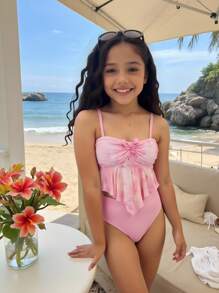 青少年女孩不对称荷叶边下摆扎染印花上衣和纯色三角形比基尼套装，适合海滩和度假