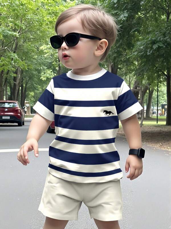 SHEIN 2pcs/Set Young Boy Casual Minimalist Round Neck Short Sleeve T-Shirt And Shorts, Suitable For Summer Toddler Boy Summer Clothes Boy Stripe Outfit Little Boys Clothes Short Sleeve Kids Clothes Boys Summer Outfit Set Boys Summer Outfit