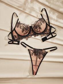 Charlaine 花卉刺繡網紗性感內衣套裝 - 彩色 - 查看 1