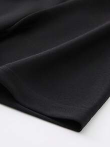 Manfinity Homme 男士休闲字母印花T恤和短裤套装，夏季