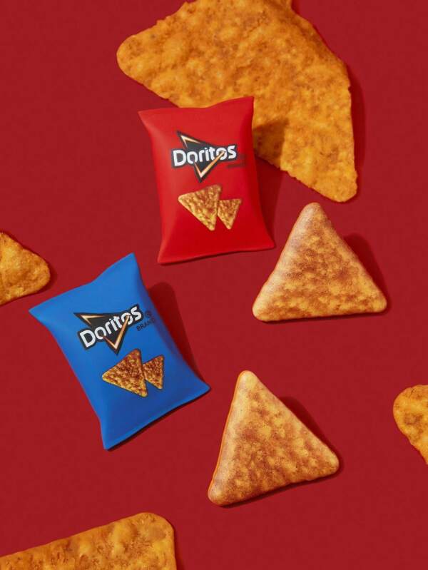 Doritos X SHEIN 4 piezas de imanes para refrigerador con forma de papas fritas, una buena decoración para el refrigerador, adecuado para la cocina y el tablero blanco de la oficina
