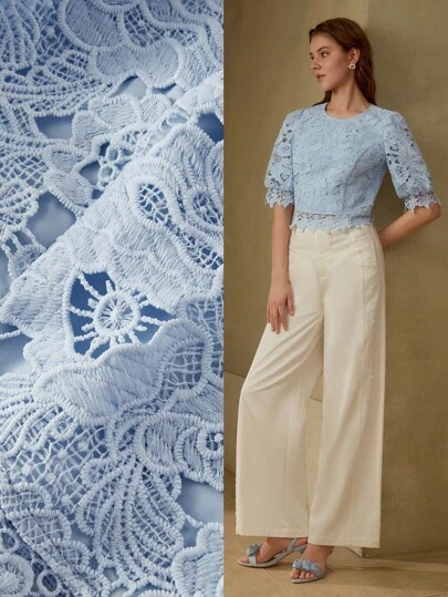 MOTF PREMIUM Top court élégant à manches courtes et dentelle ajourée pour femmes