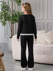 Set de camiseta y pantalones de cinta de color contrastante casual para niña preadolescente - Negro - Ver 2