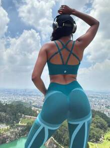 Innovista Seamless Workout Sets Sports High Support Quick Dry Daily Athleisure Yoga Pilates HIIT Training Office To Gym Tights Activewear Fall Structured Clothes Bra Legging Pants Comfort Movement Functional Mesh Breathable Tummy Control Compression Figure-Flattering Cardio Running Outdoor Exercise Healthy TT Viral IG Reel Ready FYP INSTA OOTD Green Working Mom Fitness Set Two Pieces Athletic Performance Gear, Women Athletic Set