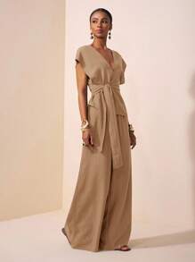 Zivah 2025新款夏季休闲优雅度假日常约会生日派对通勤慵懒感欧美复古深V领性感盖袖插肩袖收腰蝴蝶结上衣+阔腿裤超长裤 棕色纹理皱布女两件套-A - 卡其色 - 查看 4