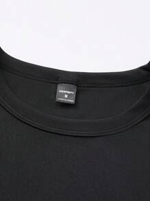 Manfinity LEGND 男士休闲字母印花圆领短袖T恤和短裤套装，夏季