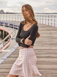 Aralina Women's Solid Color Round Neck Long Sleeve Cropped Slim Fit Casual T-Shirt