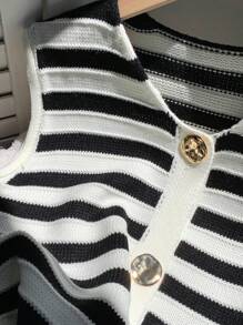 Comfortcana 女式条纹印花V领纽扣休闲毛衣背心 - 黑與白 - 查看 6