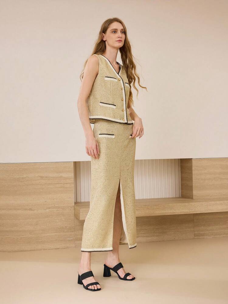 STRAP HEEL HEIGHT SQUARE TOE SANDALS