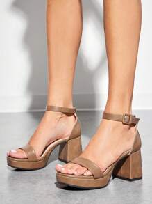 SHUZIA #GalaCore 女式踝带方头粗跟亮面 PU 深橄榄色厚底凉鞋 - 优质构造、厚实、别致、舒适且百搭