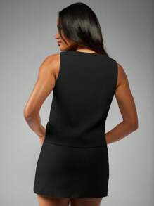 MISSGUIDED 铆钉迷你裙，侧面镂空设计，派对俱乐部装，夜间外出，金属纽扣装饰，现代时尚宣言单品