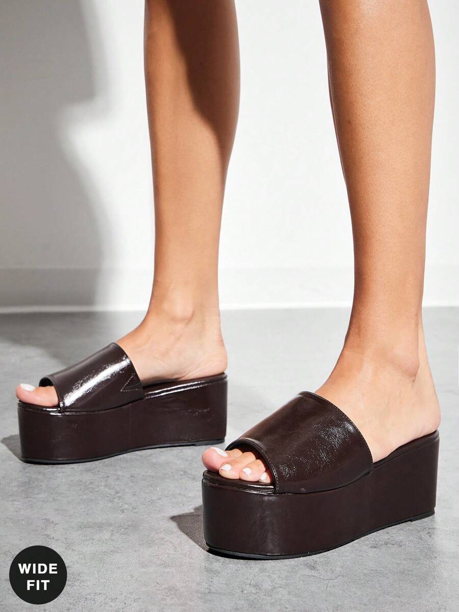 SHUZIA Women's Wide-Fit Slip-On Platform Sandals