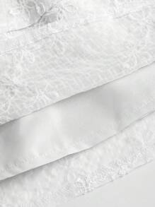 SHEIN Sweetro Vestido mini con escote en V profundo y espalda descubierta, cintura ceñida, estilo francés para mujeres - Blanco - Ver 5