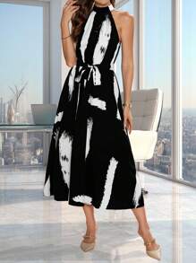 SHEIN Clasi 筆刷圖案腰帶掛脖連衣裙 - 黑色 - 查看 5