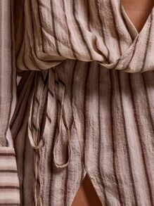 MUSERA 深V领条纹裹身迷你连衣裙，适合度假、性感海滩、浪漫优雅场合、生日、波西米亚风、拉菲草编发，秋季休闲连衣裙，夏季穿搭