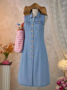 SHEIN MOD 大码休闲磨边前扣无袖牛仔连衣裙 - 淺色水洗藍 - 查看 5