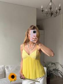 CovetEZ Women's Beach Seaside Sweet Clean Girl Cream Yellow Pure Sequins Sequins Splicing Lace Chiffon Pleated Cami Top, Fashionable And Comfortable Summer Babydoll Top, Going Out